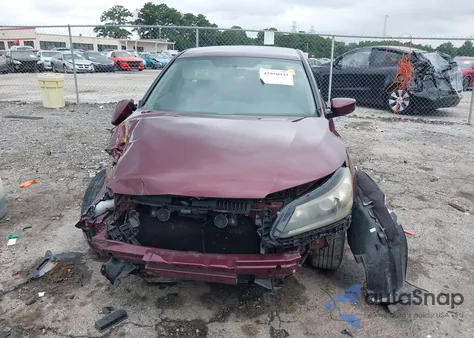 2013 Honda Accord Lx z USA, uszkodzony, nr VIN 1HGCR2F36DA135825